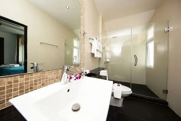 Family Villa, 6 Yatak Odası, Kişiye Özel Havuzlu, Havuz Manzaralı