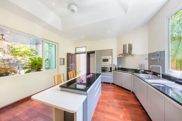Family Villa, 6 Yatak Odası, Kişiye Özel Havuzlu, Havuz Manzaralı