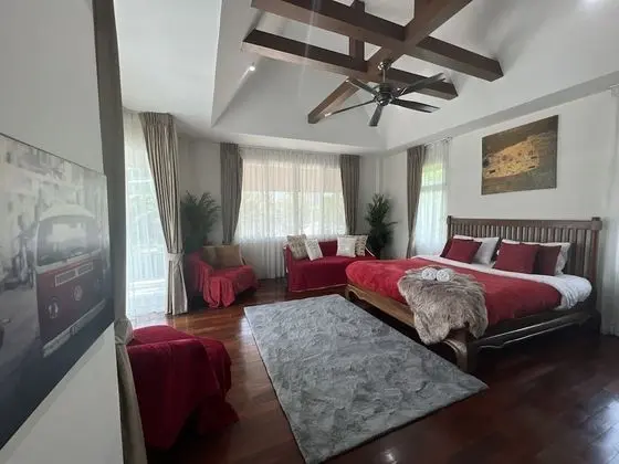 Family Villa, 6 Yatak Odası, Kişiye Özel Havuzlu, Havuz Manzaralı