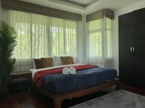 Family Villa, 6 Yatak Odası, Kişiye Özel Havuzlu, Havuz Manzaralı