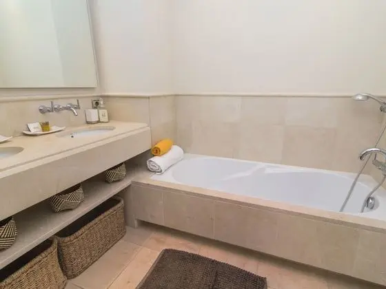 Apart Daire, 2 Yatak Odası, Liman Manzaralı
