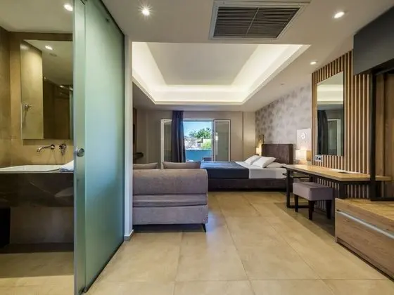 Deluxe Üç Kişilik Oda