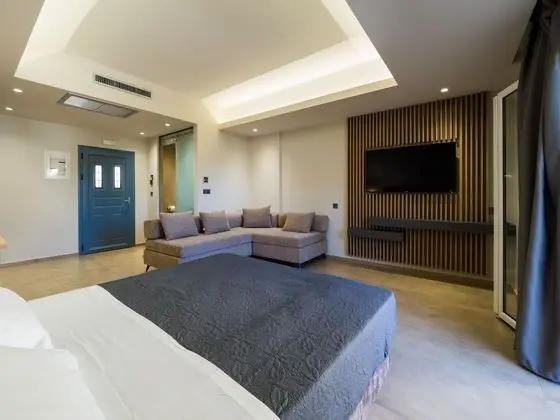 Deluxe Üç Kişilik Oda