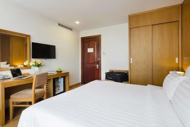 Premium Tek Büyük Yataklı Oda, Şehir Manzaralı