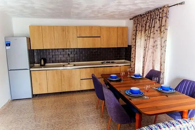 Dubleks, 2 Yatak Odası, Küçük Mutfak, Bahçe Manzaralı