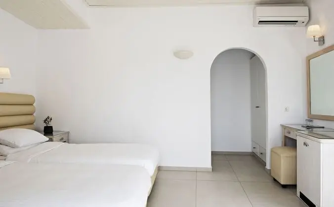 Standard Tek Büyük veya İki Ayrı Yataklı Oda