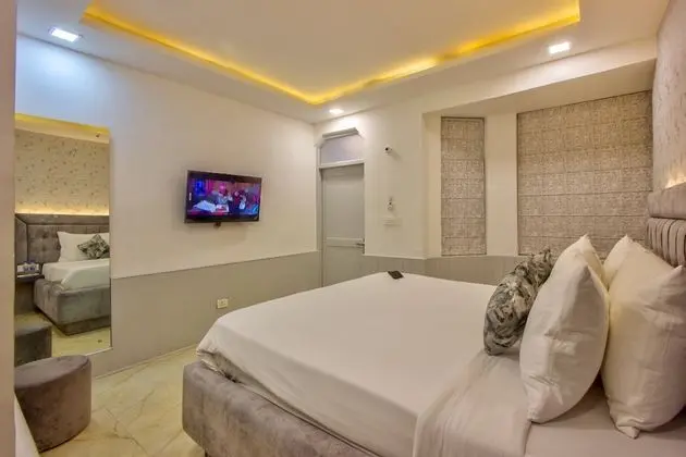 Standard Tek Büyük Yataklı Oda