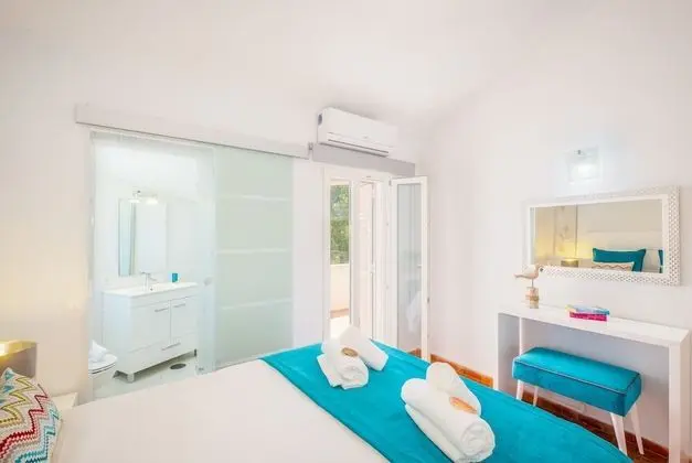 Villa, 3 Yatak Odası, Kişiye Özel Havuzlu, Havuz Manzaralı