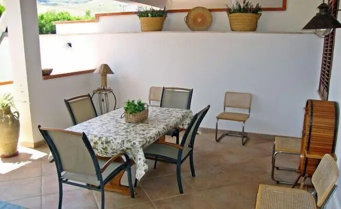 Apart Daire, 2 Yatak Odası, Zemin Kat