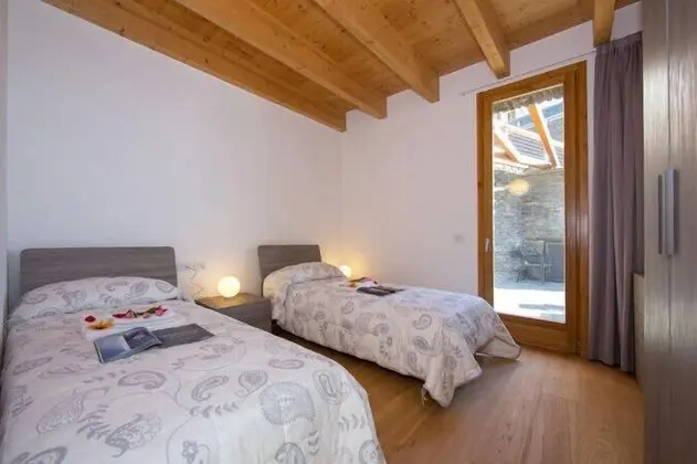 Family Apart Daire, Birden Çok Yatak, 2 Banyolu, Bahçeli (Paradiso del Lago T2)