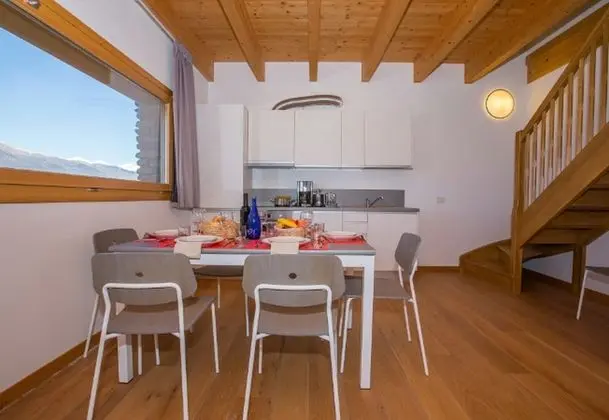 Family Apart Daire, Birden Çok Yatak, Bahçeli (Paradiso del Lago T4)