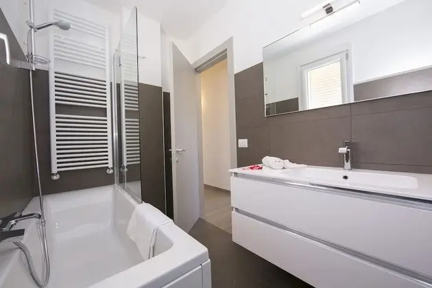 Family Çatı Katı Süiti (Penthouse), Birden Çok Yatak, Bahçeli (Paradiso di Menaggio Penthouse)