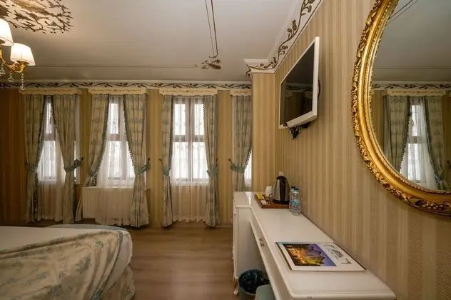 Deluxe Tek Büyük Yataklı Oda