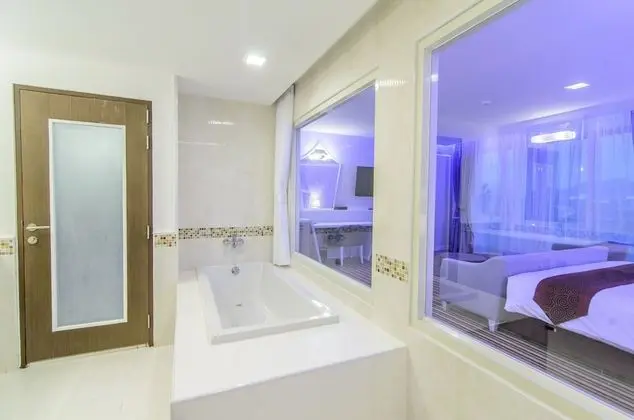 Super Deluxe Room