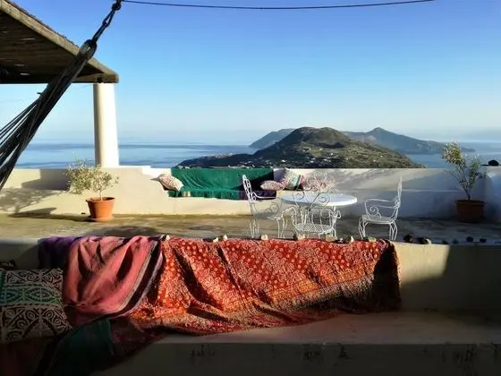 Apart Daire, 1 Yatak Odası, Veranda, Deniz Manzaralı (La Ginostra)