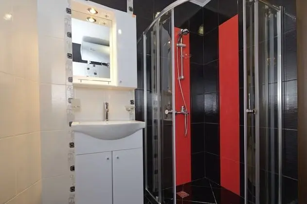 Süit, 1 Yatak Odası, Bahçe Manzaralı