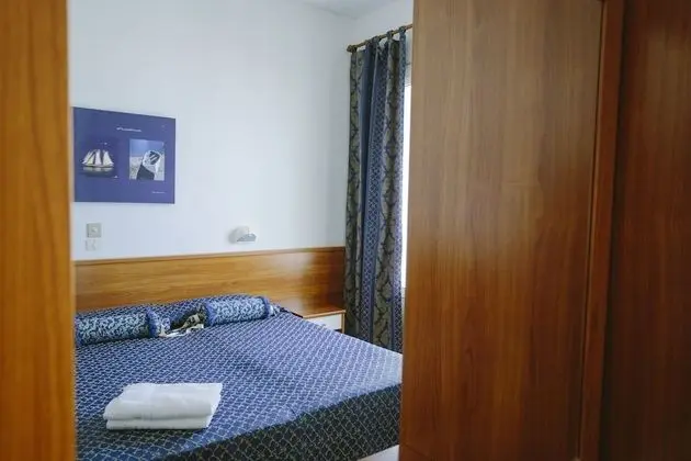 Tek Büyük Yataklı Oda, Balkon