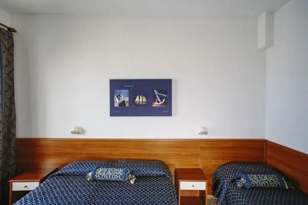 Üç Kişilik Oda, Balkon