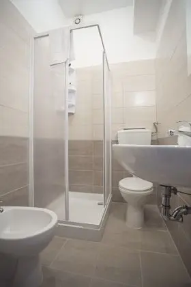 Üç Kişilik Oda, Balkon