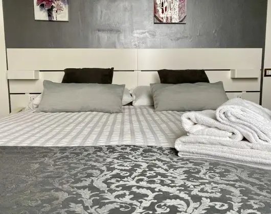 Tek Büyük Yataklı Oda, Göl Manzaralı