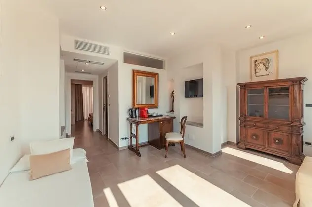 Superior Oda, Balkon, Bahçe Manzaralı