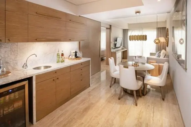 One Bedroom Suite