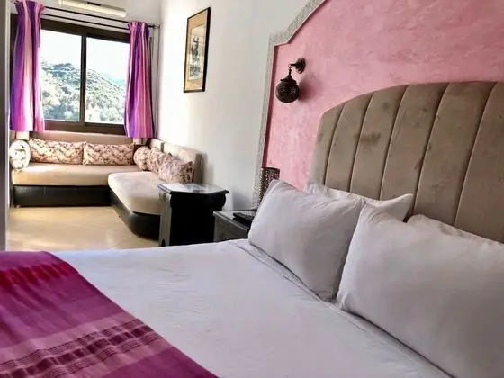 Tek Büyük Yataklı Oda