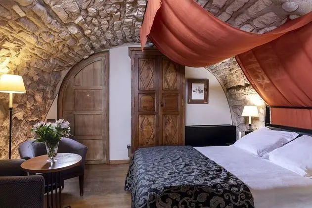 Superior Tek Büyük Yataklı Oda, 1 Büyük (Queen) Boy Yatak