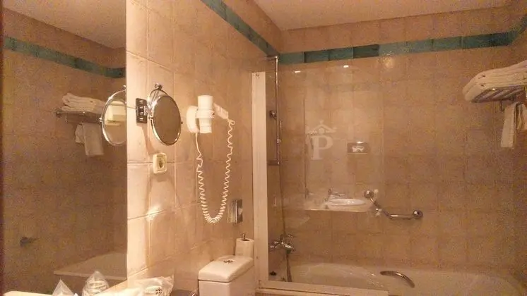 Standard İki Ayrı Yataklı Oda (2 Adults and 1 Child)