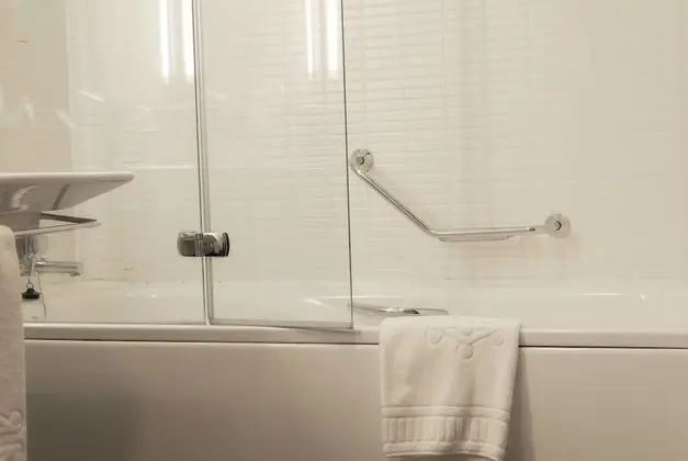 Standard Tek Büyük Yataklı Oda (3 Adults)