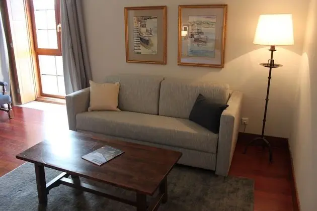 Junior Süit (1 queen bed or 2 single beds)