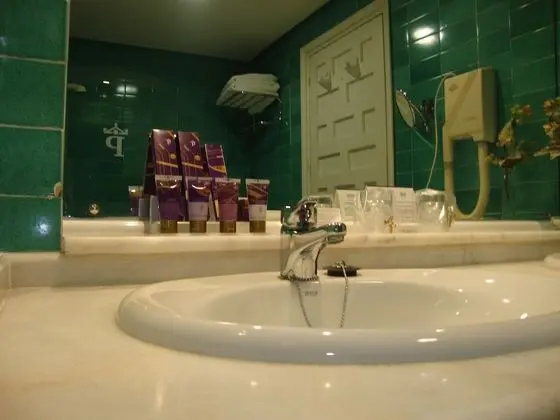 Standard İki Ayrı Yataklı Oda (2 Adults and 1 Child)