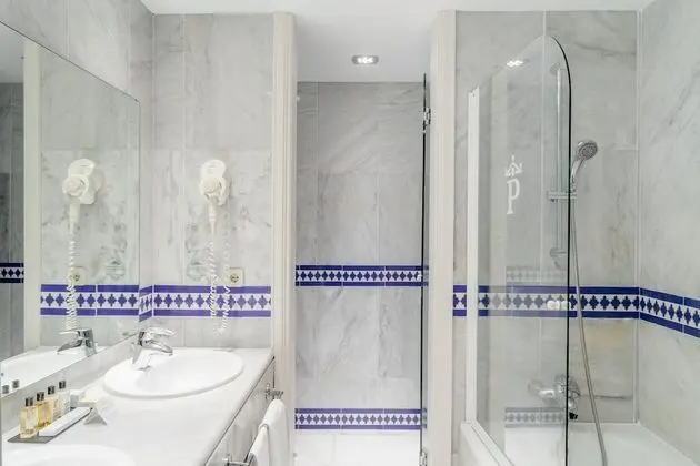 Superior İki Ayrı Yataklı Oda