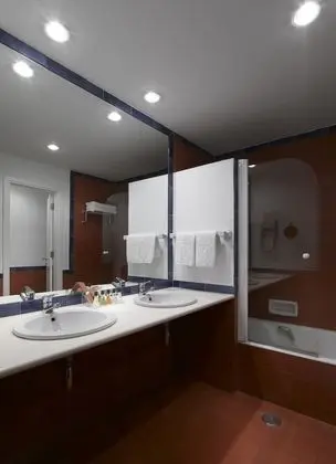 Standard İki Ayrı Yataklı Oda (3 adults)