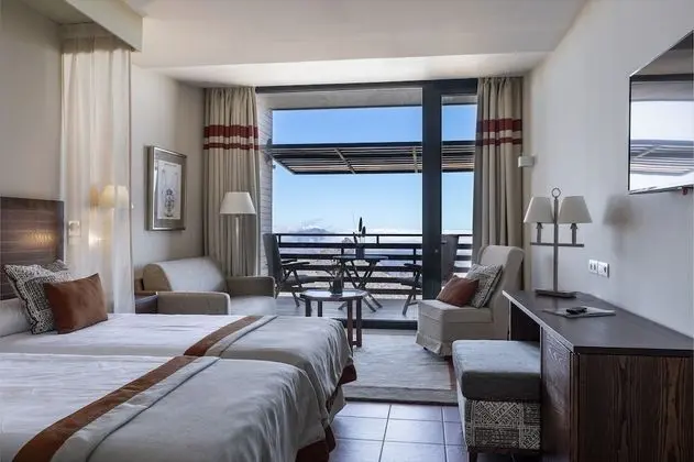 Standard Tek Büyük veya İki Ayrı Yataklı Oda (3 adults)