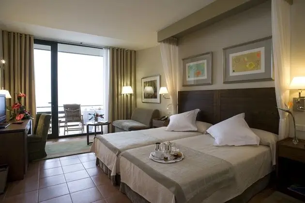 Standard Tek Büyük veya İki Ayrı Yataklı Oda (3 adults)