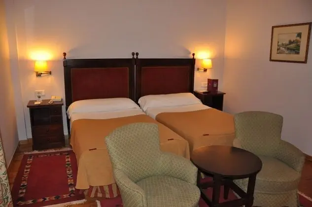 Standard Tek Büyük Yataklı Oda (3 Adults)