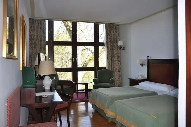 Standard Tek Büyük Yataklı Oda (3 Adults)