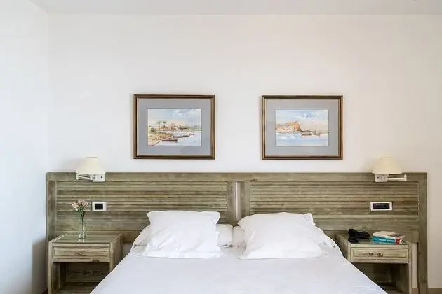 Basic Tek Büyük Yataklı Oda