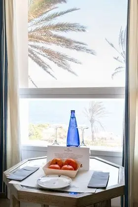 Basic Tek Büyük Yataklı Oda