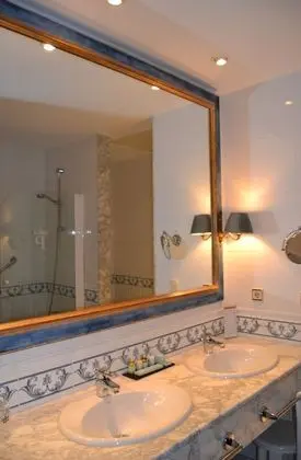 Standard İki Ayrı Yataklı Oda (2 Adults and 1 Child)