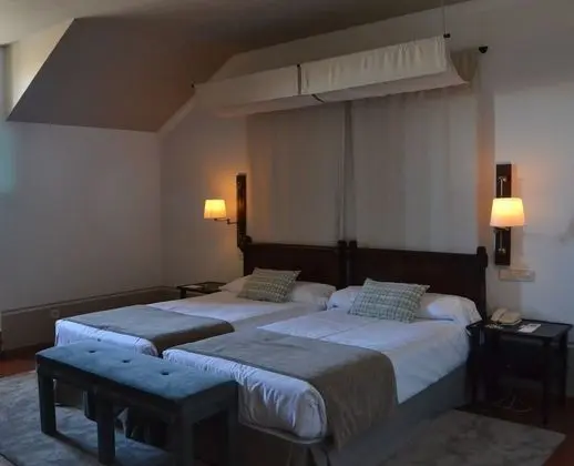 Standard İki Ayrı Yataklı Oda (3 Adults)