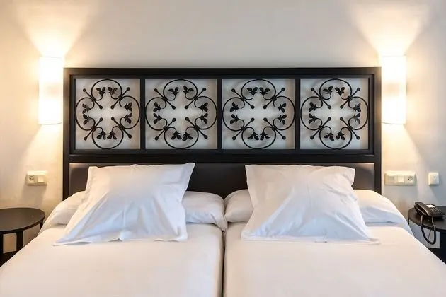 Standard İki Ayrı Yataklı Oda (3 adults)