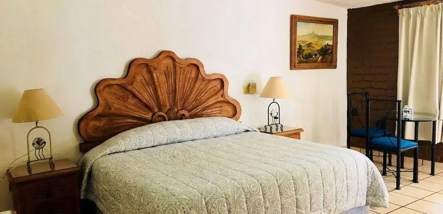 Tek Büyük Yataklı Oda
