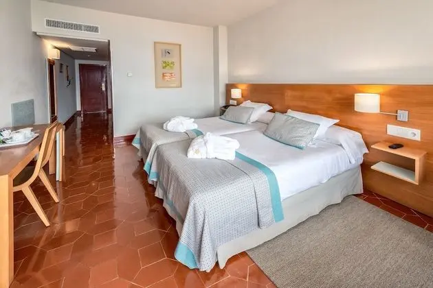 Superior İki Ayrı Yataklı Oda