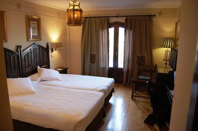 Standard İki Ayrı Yataklı Oda (3 Adults)