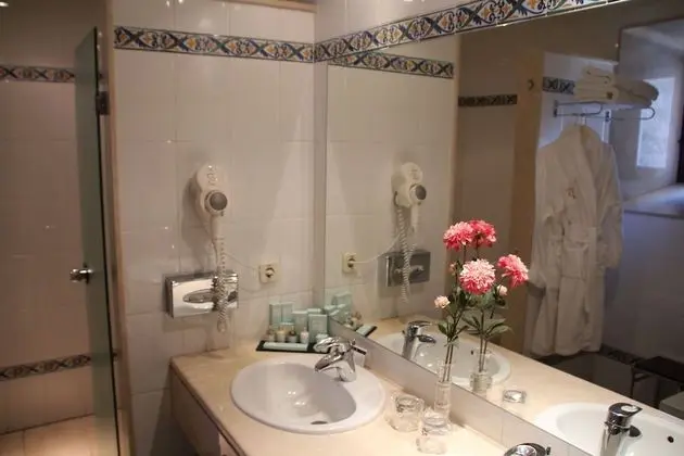 Standard İki Ayrı Yataklı Oda (3 Adults)