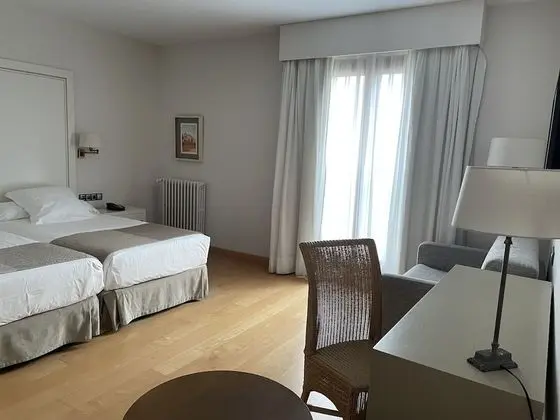 Standard İki Ayrı Yataklı Oda (2 Adults and 1 Child)