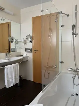 Standard İki Ayrı Yataklı Oda (3 Adults)