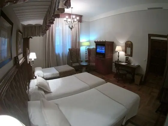 Standard İki Ayrı Yataklı Oda (3 Adults)